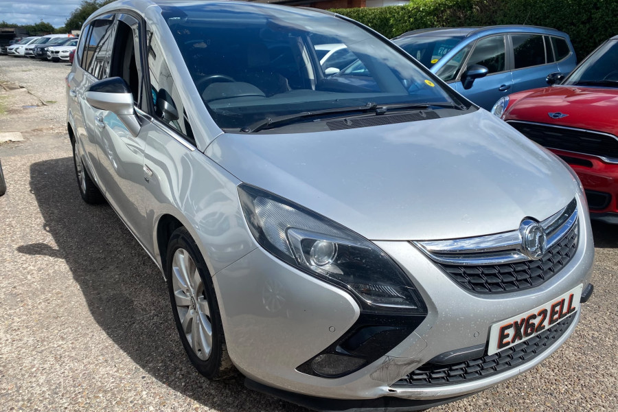 Vauxhall Zafira Tourer photo 1